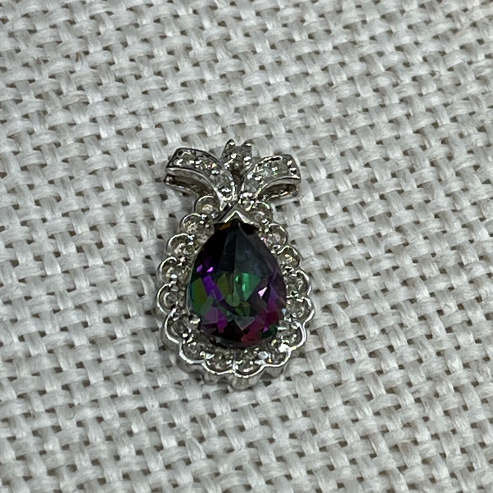 Vintage 10k White Gold Mystic Topaz & Diamond Pendant - 2.5g - Picture 4 of 15